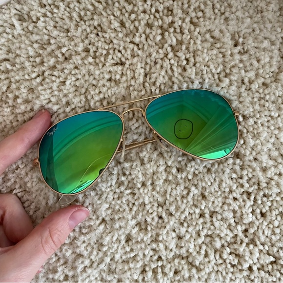 RB3025 Ray-Ban Aviator Sunglasses - Picture 13 of 13